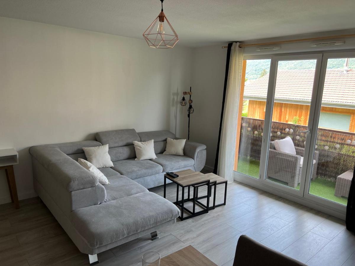 Appartement Entre Lacs, Montagnes Et Stations De Ski Bonneville Bagian luar foto